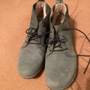 Naturalista leather ankle boots